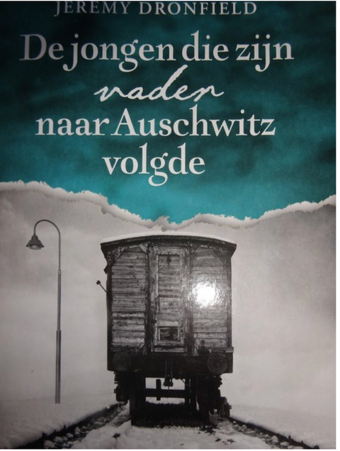 De jongen die zijn vader naar Auschwitz volgde