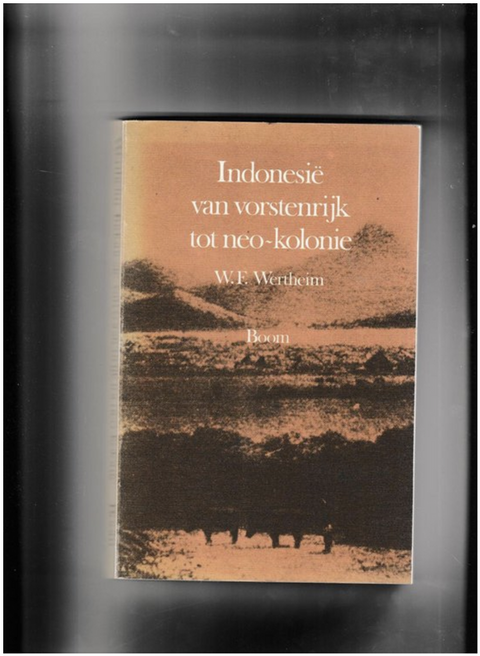 Indonésie : de la monarchie à la néo-colonie